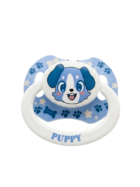 Tétine LittleForBig BabyFur Little Blue bleue avec motif chien Puppy et empreintes de pattes, vue de face sur fond blanc